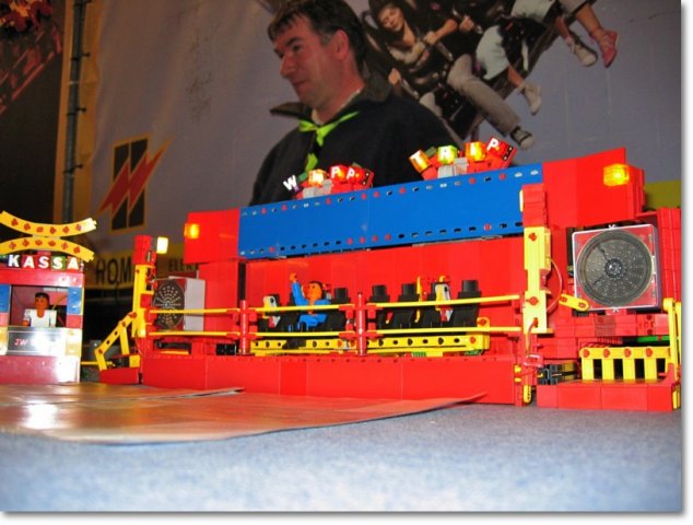 Kermis-Open-dag-12-Mijdrecht-2008 - Jan-Willem Dekker - kermismodel Wipp Trip